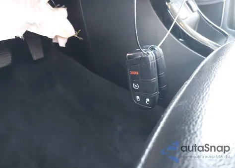 2019 Jeep Compass Altitude Fwd from USA, damaged, VIN 3C4NJCBBXKT677386